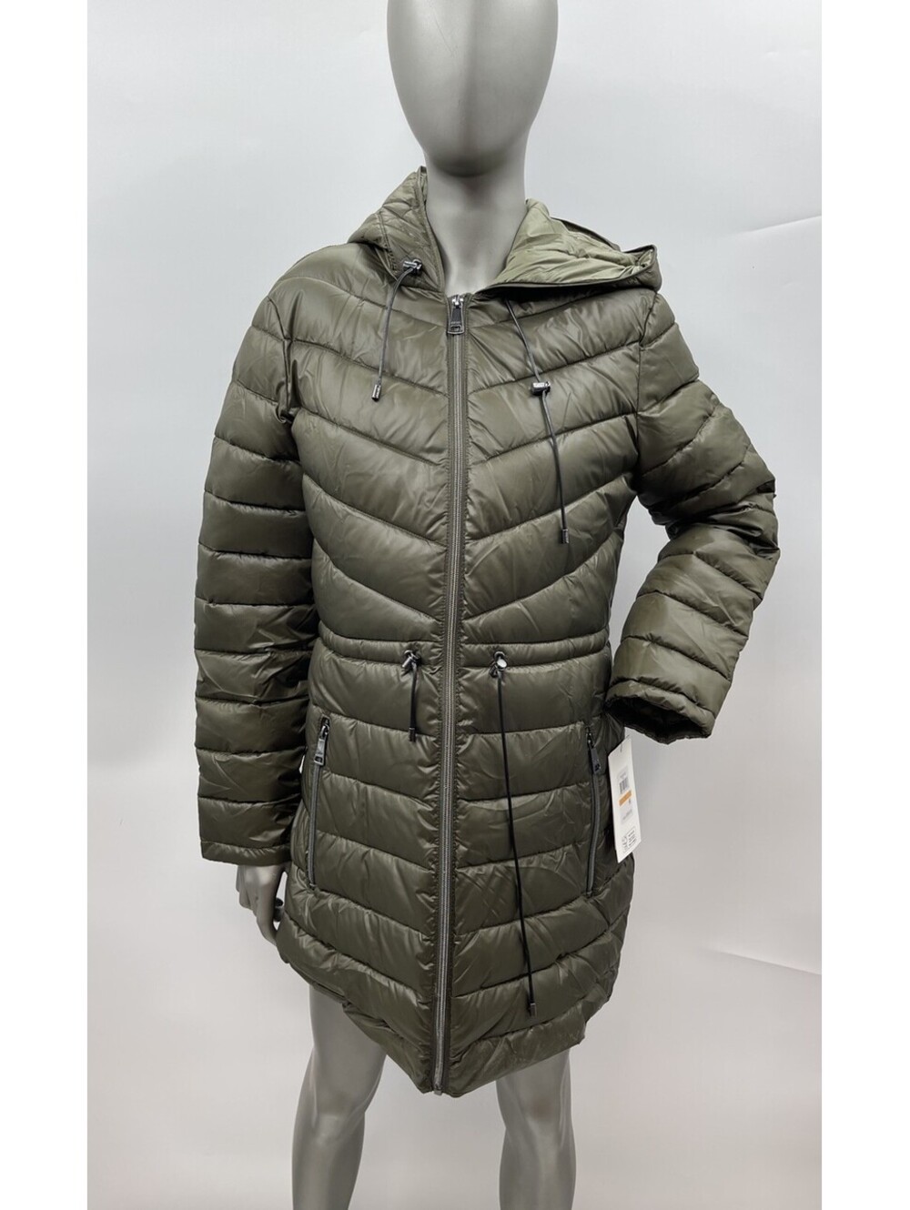 NWT Women’s DKNY shine hooded anorak puffer coat in Green color Size S
